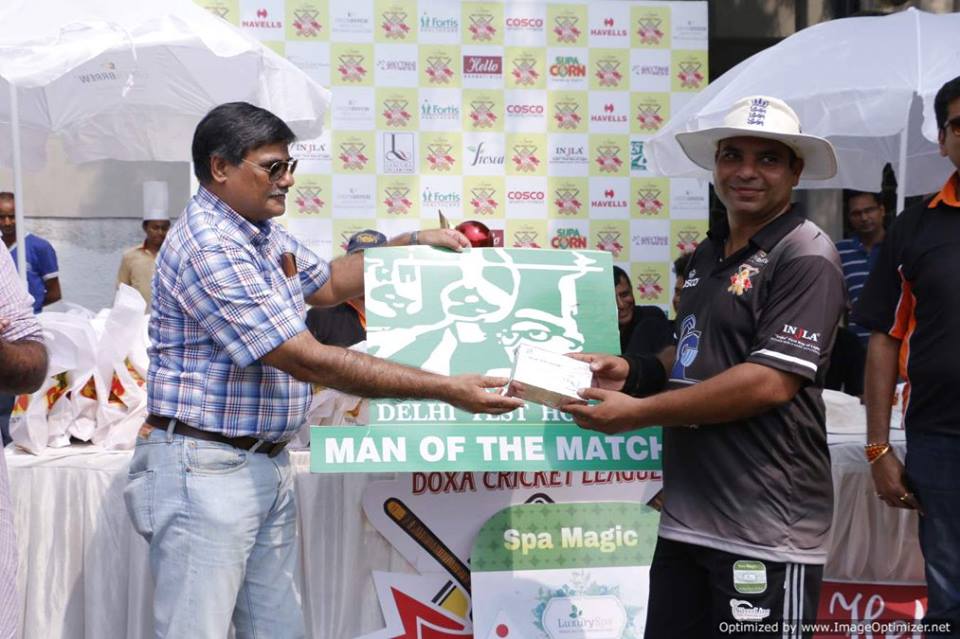 Match 3 - Doxa Knights won by 89 Runs (Group A)<br>
1st Innings --> Doxa Knights - 210/4 in 20.0 overs<br>
2nd Innings --> Doxa Panthers - 121/9 in 20.0 overs<br>
<br>
With Javed Khan's Man Of The Match performance (83 Runs, 2 Wickets) Knights sealed an easy victory over Panthers in their first clash. Amarjeet Sahni and Amit Sharma shone from the Panther's. Accolades from this matches are<br>
 <br>
- Man of the Match: Javed Khan<br>
- HAVELLS Maximum Sixes: Javed Khan<br>
- Hello Best Fielder: Anshuman Gupta<br>
- Supa Corn Maximum Wickets: Rahul V Kumar<br>
- Injali Economical Bowler: Javed Khan