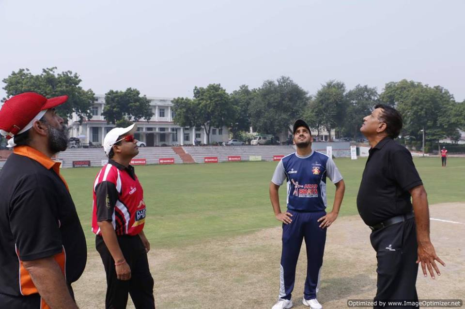 Match 4 - Doxa Raiders won by 7 Wickets (Group B)<br>
1st Innings --> Doxa Brats - 93/10 in 18.3 overs<br>
2nd Innings --> Doxa Raiders - 97/3 in 17.2 overs<br>
<br>
Brats struggled to put runs on the board for the Raiders to chase. Himalya (DOXA Brats) scored (25 runs, 1 wicket) more than 25% of the runs of the total. But Rahul Baweja (38* runs, 4 wickets) of Raiders turned, almost single handedly, the match in Raiders's side.<br>
<br>
- Man of the Match: Rahul Baweja<br>
- HAVELLS Maximum Sixes: Ritesh Gupta<br>
- Hello Best Fielder: Tarundeep Kohli<br>
- Supa Corn Maximum Wickets: Rahul Baweja<br>
- Injali Economical Bowler: Himalya Chauhan<br>
<br>
The MVPs of Knights and Raiders, Javed and Rahul respectively, are reigning on top 2 positions of 'Top All Rounders' of this tournament. They have taken a huge lead over others players in points. It will take some special efforts to take over these two wonderful players. <br>
<br>
Now all the teams are warmed up, Week 3 will give 3 teams the chance to stay put in the tournament and Knights will be gunning for another win <br>
<br>
Group A: DOXA Wizards vs DOXA Knights<br>
Group B: DOXA Strike Force vs DOXA Brats<br>
<br>
Wish you a great Sporting Weekend!
