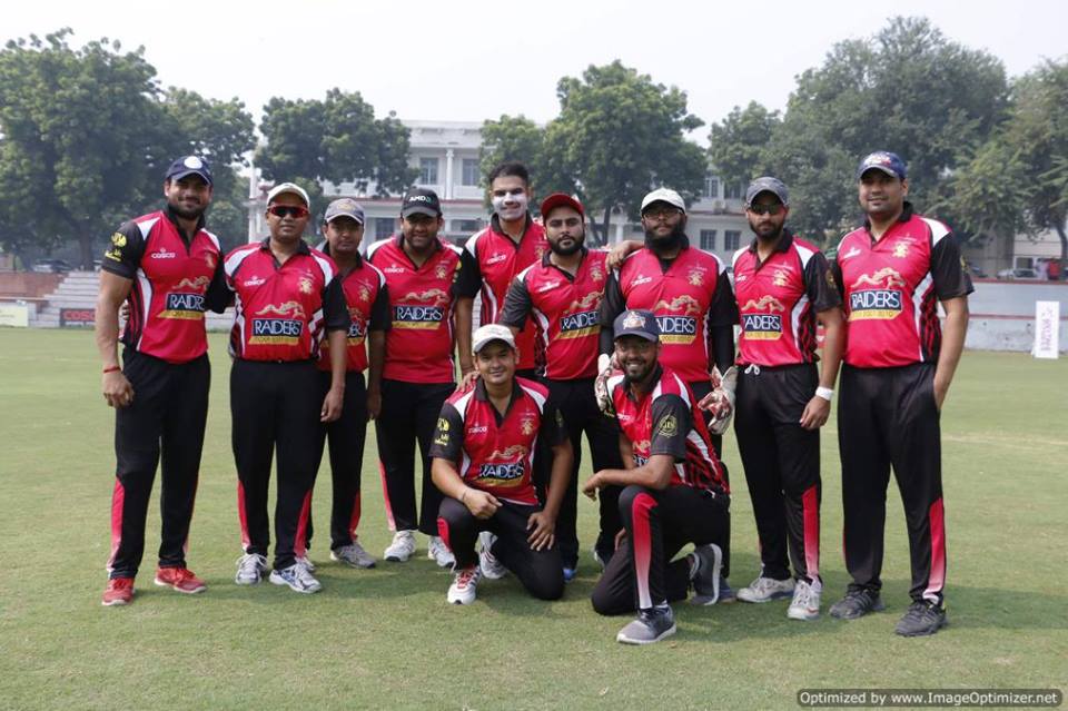 Match 4 - Doxa Raiders won by 7 Wickets (Group B)<br>
1st Innings --> Doxa Brats - 93/10 in 18.3 overs<br>
2nd Innings --> Doxa Raiders - 97/3 in 17.2 overs<br>
<br>
Brats struggled to put runs on the board for the Raiders to chase. Himalya (DOXA Brats) scored (25 runs, 1 wicket) more than 25% of the runs of the total. But Rahul Baweja (38* runs, 4 wickets) of Raiders turned, almost single handedly, the match in Raiders's side.<br>
<br>
- Man of the Match: Rahul Baweja<br>
- HAVELLS Maximum Sixes: Ritesh Gupta<br>
- Hello Best Fielder: Tarundeep Kohli<br>
- Supa Corn Maximum Wickets: Rahul Baweja<br>
- Injali Economical Bowler: Himalya Chauhan<br>
<br>
The MVPs of Knights and Raiders, Javed and Rahul respectively, are reigning on top 2 positions of 'Top All Rounders' of this tournament. They have taken a huge lead over others players in points. It will take some special efforts to take over these two wonderful players. <br>
<br>
Now all the teams are warmed up, Week 3 will give 3 teams the chance to stay put in the tournament and Knights will be gunning for another win <br>
<br>
Group A: DOXA Wizards vs DOXA Knights<br>
Group B: DOXA Strike Force vs DOXA Brats<br>
<br>
Wish you a great Sporting Weekend!