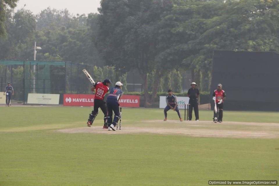 Match 4 - Doxa Raiders won by 7 Wickets (Group B)<br>
1st Innings --> Doxa Brats - 93/10 in 18.3 overs<br>
2nd Innings --> Doxa Raiders - 97/3 in 17.2 overs<br>
<br>
Brats struggled to put runs on the board for the Raiders to chase. Himalya (DOXA Brats) scored (25 runs, 1 wicket) more than 25% of the runs of the total. But Rahul Baweja (38* runs, 4 wickets) of Raiders turned, almost single handedly, the match in Raiders's side.<br>
<br>
- Man of the Match: Rahul Baweja<br>
- HAVELLS Maximum Sixes: Ritesh Gupta<br>
- Hello Best Fielder: Tarundeep Kohli<br>
- Supa Corn Maximum Wickets: Rahul Baweja<br>
- Injali Economical Bowler: Himalya Chauhan<br>
<br>
The MVPs of Knights and Raiders, Javed and Rahul respectively, are reigning on top 2 positions of 'Top All Rounders' of this tournament. They have taken a huge lead over others players in points. It will take some special efforts to take over these two wonderful players. <br>
<br>
Now all the teams are warmed up, Week 3 will give 3 teams the chance to stay put in the tournament and Knights will be gunning for another win <br>
<br>
Group A: DOXA Wizards vs DOXA Knights<br>
Group B: DOXA Strike Force vs DOXA Brats<br>
<br>
Wish you a great Sporting Weekend!