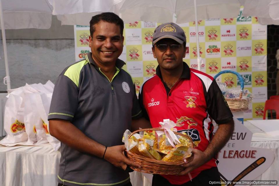 Match 4 - Doxa Raiders won by 7 Wickets (Group B)<br>
1st Innings --> Doxa Brats - 93/10 in 18.3 overs<br>
2nd Innings --> Doxa Raiders - 97/3 in 17.2 overs<br>
<br>
Brats struggled to put runs on the board for the Raiders to chase. Himalya (DOXA Brats) scored (25 runs, 1 wicket) more than 25% of the runs of the total. But Rahul Baweja (38* runs, 4 wickets) of Raiders turned, almost single handedly, the match in Raiders's side.<br>
<br>
- Man of the Match: Rahul Baweja<br>
- HAVELLS Maximum Sixes: Ritesh Gupta<br>
- Hello Best Fielder: Tarundeep Kohli<br>
- Supa Corn Maximum Wickets: Rahul Baweja<br>
- Injali Economical Bowler: Himalya Chauhan<br>
<br>
The MVPs of Knights and Raiders, Javed and Rahul respectively, are reigning on top 2 positions of 'Top All Rounders' of this tournament. They have taken a huge lead over others players in points. It will take some special efforts to take over these two wonderful players. <br>
<br>
Now all the teams are warmed up, Week 3 will give 3 teams the chance to stay put in the tournament and Knights will be gunning for another win <br>
<br>
Group A: DOXA Wizards vs DOXA Knights<br>
Group B: DOXA Strike Force vs DOXA Brats<br>
<br>
Wish you a great Sporting Weekend!