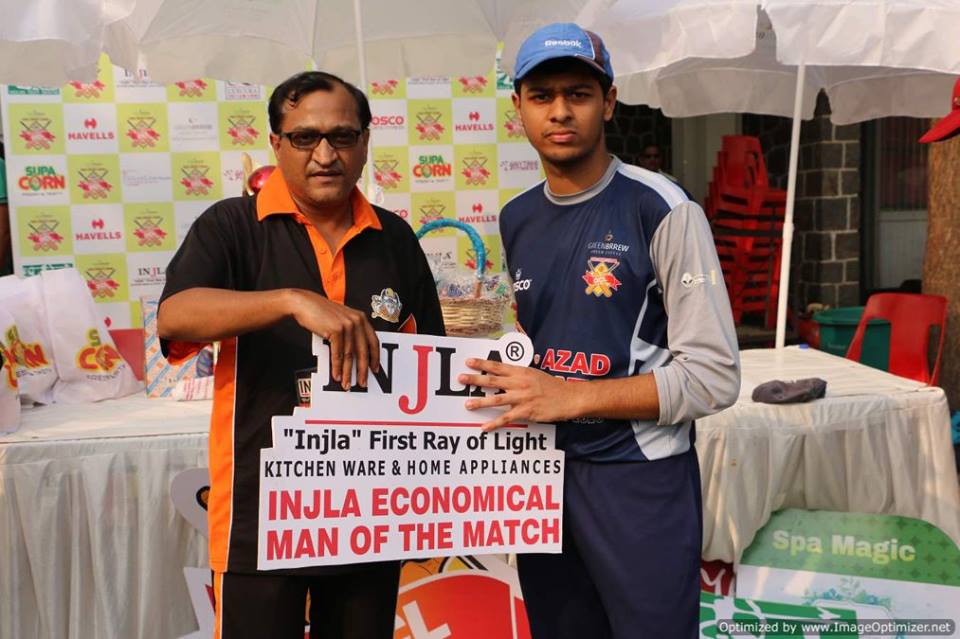 Match 4 - Doxa Raiders won by 7 Wickets (Group B)<br>
1st Innings --> Doxa Brats - 93/10 in 18.3 overs<br>
2nd Innings --> Doxa Raiders - 97/3 in 17.2 overs<br>
<br>
Brats struggled to put runs on the board for the Raiders to chase. Himalya (DOXA Brats) scored (25 runs, 1 wicket) more than 25% of the runs of the total. But Rahul Baweja (38* runs, 4 wickets) of Raiders turned, almost single handedly, the match in Raiders's side.<br>
<br>
- Man of the Match: Rahul Baweja<br>
- HAVELLS Maximum Sixes: Ritesh Gupta<br>
- Hello Best Fielder: Tarundeep Kohli<br>
- Supa Corn Maximum Wickets: Rahul Baweja<br>
- Injali Economical Bowler: Himalya Chauhan<br>
<br>
The MVPs of Knights and Raiders, Javed and Rahul respectively, are reigning on top 2 positions of 'Top All Rounders' of this tournament. They have taken a huge lead over others players in points. It will take some special efforts to take over these two wonderful players. <br>
<br>
Now all the teams are warmed up, Week 3 will give 3 teams the chance to stay put in the tournament and Knights will be gunning for another win <br>
<br>
Group A: DOXA Wizards vs DOXA Knights<br>
Group B: DOXA Strike Force vs DOXA Brats<br>
<br>
Wish you a great Sporting Weekend!