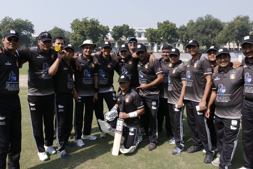 Match 5 - Doxa Knights won by 8 Wickets (Group A)<br>
1st Innings --> Doxa Wizards - 120/8 in 20.0 overs<br>
2nd Innings --> Doxa Knights - 122/2 in 10.1 overs<br>
<br>
With the help from a blistering 57 off 25 balls from Vishal Kapoor, the Doxa Knights were easily able to chase down a meager total of 121 in just over 10 overs. <br>
 <br>
- SPA Magic Man of the Match: Vishal Kapoor<br>
- HAVELLS Maximum Sixes: Anshuman Gupta<br>
- Hello Best Fielder: Varun Kumar<br>
- Supa Corn Maximum Wickets: Rajesh Gupta<br>
- Injla Economical Bowler: Prashant VKR
