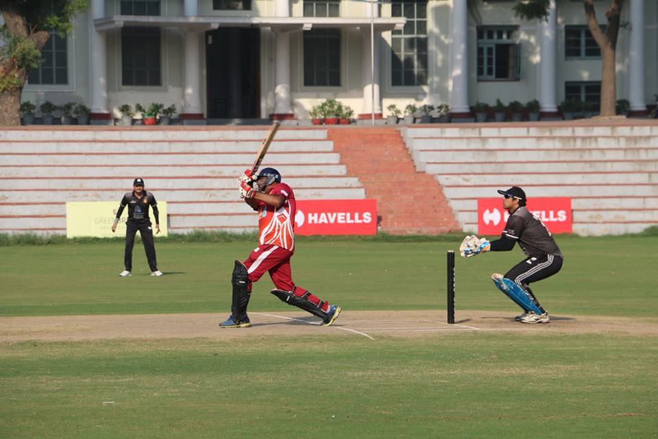 Match 5 - Doxa Knights won by 8 Wickets (Group A)<br>
1st Innings --> Doxa Wizards - 120/8 in 20.0 overs<br>
2nd Innings --> Doxa Knights - 122/2 in 10.1 overs<br>
<br>
With the help from a blistering 57 off 25 balls from Vishal Kapoor, the Doxa Knights were easily able to chase down a meager total of 121 in just over 10 overs. <br>
 <br>
- SPA Magic Man of the Match: Vishal Kapoor<br>
- HAVELLS Maximum Sixes: Anshuman Gupta<br>
- Hello Best Fielder: Varun Kumar<br>
- Supa Corn Maximum Wickets: Rajesh Gupta<br>
- Injla Economical Bowler: Prashant VKR