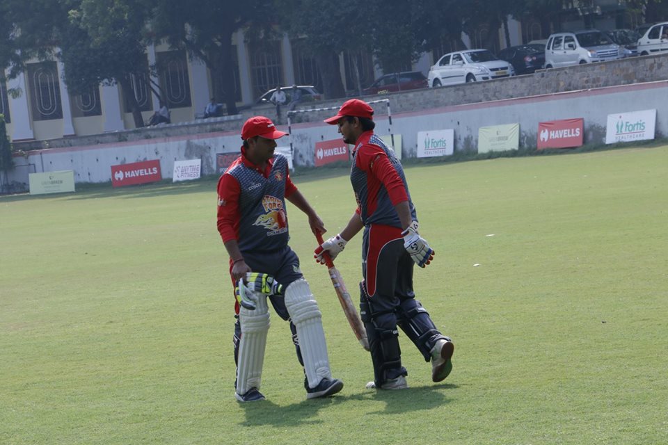 Match 6 - Doxa Brats won by 7 Wickets (Group B)<br>
1st Innings --> Doxa Strike Force - 88/10 in 17.2 overs<br>
2nd Innings --> Doxa Brats - 92/3 in 10.5 overs<br>
<br>
The Doxa Strike Force never really looked like they were upto the task. They went to bat first and were bowled out for just 88 runs. In reply, the Doxa Brats chased the target in pretty easily, with their highest scorer being Abhay Kaushik.<br>
<br>
- SPA Magic Man of the Match: Chirag Sharma<br>
- HAVELLS Maximum Sixes: Raghav Sharma<br>
- Hello Rice Best Fielder: Aryan Raj Mishra<br>
- Supa Corn Maximum Wickets: Chirag Sharma<br>
- Injla Economical Bowler: Himalya Chauhan<br>
<br>
The Doxa Knights sit comfortably at the top of Group A with a 100% match win record, thanks to some MVP performances by 2 of their players - Javed Khan and Vishal Kapoor.<br>
<br>
Here are the two fixtures for Week 4 to be held on 23rd October 2016.<br>
<br>
Group A: DOXA Devils vs DOXA Panthers<br>
Group B: DOXA Pythons vs DOXA Raiders<br>
<br>
Wish you a great Sporting Weekend!