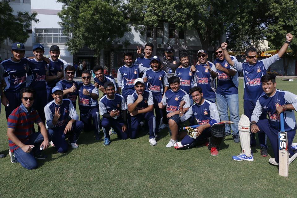 Match 6 - Doxa Brats won by 7 Wickets (Group B)<br>
1st Innings --> Doxa Strike Force - 88/10 in 17.2 overs<br>
2nd Innings --> Doxa Brats - 92/3 in 10.5 overs<br>
<br>
The Doxa Strike Force never really looked like they were upto the task. They went to bat first and were bowled out for just 88 runs. In reply, the Doxa Brats chased the target in pretty easily, with their highest scorer being Abhay Kaushik.<br>
<br>
- SPA Magic Man of the Match: Chirag Sharma<br>
- HAVELLS Maximum Sixes: Raghav Sharma<br>
- Hello Rice Best Fielder: Aryan Raj Mishra<br>
- Supa Corn Maximum Wickets: Chirag Sharma<br>
- Injla Economical Bowler: Himalya Chauhan<br>
<br>
The Doxa Knights sit comfortably at the top of Group A with a 100% match win record, thanks to some MVP performances by 2 of their players - Javed Khan and Vishal Kapoor.<br>
<br>
Here are the two fixtures for Week 4 to be held on 23rd October 2016.<br>
<br>
Group A: DOXA Devils vs DOXA Panthers<br>
Group B: DOXA Pythons vs DOXA Raiders<br>
<br>
Wish you a great Sporting Weekend!