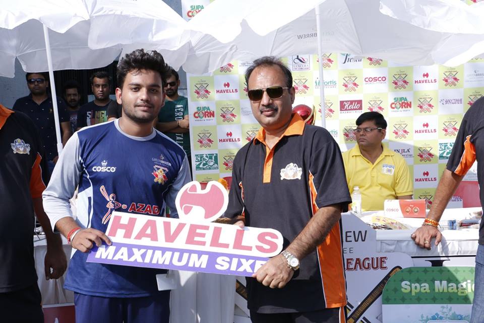 Match 6 - Doxa Brats won by 7 Wickets (Group B)<br>
1st Innings --> Doxa Strike Force - 88/10 in 17.2 overs<br>
2nd Innings --> Doxa Brats - 92/3 in 10.5 overs<br>
<br>
The Doxa Strike Force never really looked like they were upto the task. They went to bat first and were bowled out for just 88 runs. In reply, the Doxa Brats chased the target in pretty easily, with their highest scorer being Abhay Kaushik.<br>
<br>
- SPA Magic Man of the Match: Chirag Sharma<br>
- HAVELLS Maximum Sixes: Raghav Sharma<br>
- Hello Rice Best Fielder: Aryan Raj Mishra<br>
- Supa Corn Maximum Wickets: Chirag Sharma<br>
- Injla Economical Bowler: Himalya Chauhan<br>
<br>
The Doxa Knights sit comfortably at the top of Group A with a 100% match win record, thanks to some MVP performances by 2 of their players - Javed Khan and Vishal Kapoor.<br>
<br>
Here are the two fixtures for Week 4 to be held on 23rd October 2016.<br>
<br>
Group A: DOXA Devils vs DOXA Panthers<br>
Group B: DOXA Pythons vs DOXA Raiders<br>
<br>
Wish you a great Sporting Weekend!