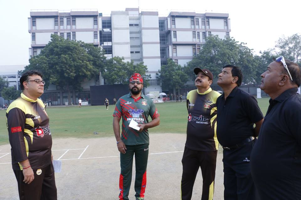 Match 7 - Doxa Devils won by 5 Wickets (Group A)<br>
1st Innings --> Doxa Panthers - 103/9 in 20 Overs<br>
2nd Innings --> Doxa Devils - 104/5 in 16 overs<br>
<br>
Kapil Manglani was the Player of the Match with his 6 wickets. The Panthers finished their innings at 103/9 which is chased down by the Devils fairly easily. The Devils have now won both their matches, but the Panthers stand at 0 points with no wins and are virtually out of the tournament. Soubhagya Mohan Kala was the top scorer for the Devils.<br>
<br>
- SPA Magic Man of the Match: Kapil Manglani<br>
- HAVELLS Maximum Sixes: Amarjit<br>
- Hello Rice Best Fielder: Praful Chauhan<br>
- Supa Corn Maximum Wickets: Kapil Manglani<br>
- Injla Economical Bowler: Praful Chauhan