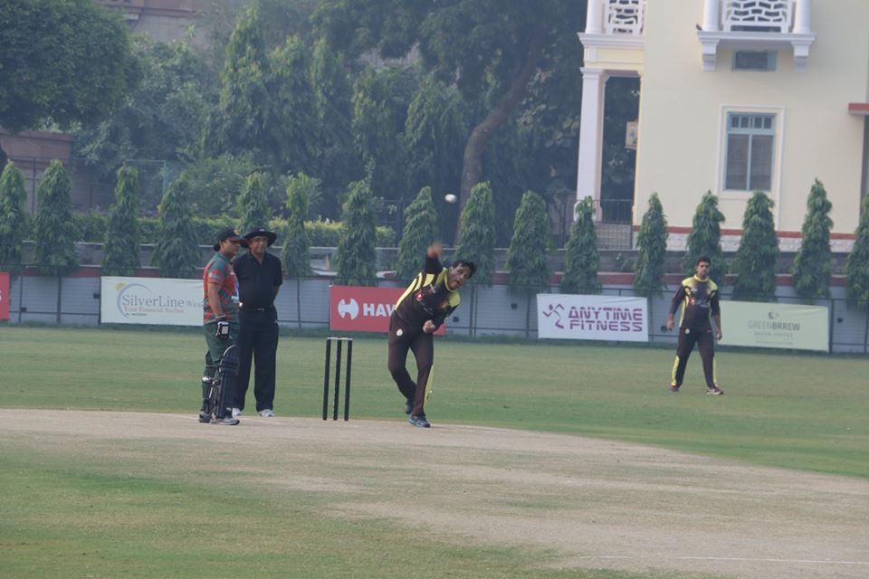 Match 7 - Doxa Devils won by 5 Wickets (Group A)<br>
1st Innings --> Doxa Panthers - 103/9 in 20 Overs<br>
2nd Innings --> Doxa Devils - 104/5 in 16 overs<br>
<br>
Kapil Manglani was the Player of the Match with his 6 wickets. The Panthers finished their innings at 103/9 which is chased down by the Devils fairly easily. The Devils have now won both their matches, but the Panthers stand at 0 points with no wins and are virtually out of the tournament. Soubhagya Mohan Kala was the top scorer for the Devils.<br>
<br>
- SPA Magic Man of the Match: Kapil Manglani<br>
- HAVELLS Maximum Sixes: Amarjit<br>
- Hello Rice Best Fielder: Praful Chauhan<br>
- Supa Corn Maximum Wickets: Kapil Manglani<br>
- Injla Economical Bowler: Praful Chauhan