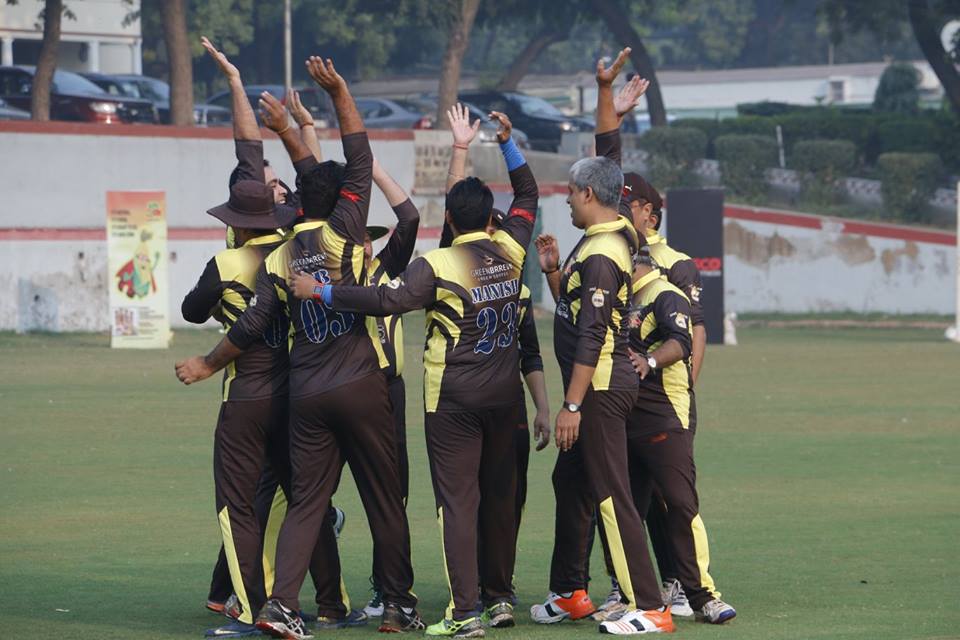 Match 7 - Doxa Devils won by 5 Wickets (Group A)<br>
1st Innings --> Doxa Panthers - 103/9 in 20 Overs<br>
2nd Innings --> Doxa Devils - 104/5 in 16 overs<br>
<br>
Kapil Manglani was the Player of the Match with his 6 wickets. The Panthers finished their innings at 103/9 which is chased down by the Devils fairly easily. The Devils have now won both their matches, but the Panthers stand at 0 points with no wins and are virtually out of the tournament. Soubhagya Mohan Kala was the top scorer for the Devils.<br>
<br>
- SPA Magic Man of the Match: Kapil Manglani<br>
- HAVELLS Maximum Sixes: Amarjit<br>
- Hello Rice Best Fielder: Praful Chauhan<br>
- Supa Corn Maximum Wickets: Kapil Manglani<br>
- Injla Economical Bowler: Praful Chauhan
