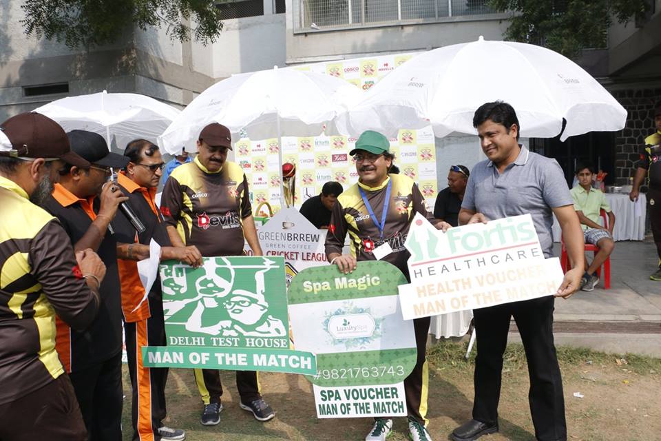 Match 7 - Doxa Devils won by 5 Wickets (Group A)<br>
1st Innings --> Doxa Panthers - 103/9 in 20 Overs<br>
2nd Innings --> Doxa Devils - 104/5 in 16 overs<br>
<br>
Kapil Manglani was the Player of the Match with his 6 wickets. The Panthers finished their innings at 103/9 which is chased down by the Devils fairly easily. The Devils have now won both their matches, but the Panthers stand at 0 points with no wins and are virtually out of the tournament. Soubhagya Mohan Kala was the top scorer for the Devils.<br>
<br>
- SPA Magic Man of the Match: Kapil Manglani<br>
- HAVELLS Maximum Sixes: Amarjit<br>
- Hello Rice Best Fielder: Praful Chauhan<br>
- Supa Corn Maximum Wickets: Kapil Manglani<br>
- Injla Economical Bowler: Praful Chauhan