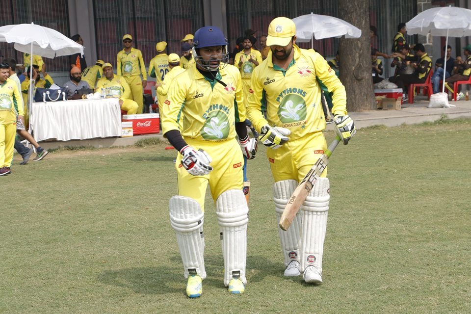 Match 8 - Doxa Pythons won by 5 runs (Group B)<br>
1st Innings --> Doxa Pythons - 151/5 in 20 Overs<br>
2nd Innings --> Doxa Raiders - 146/8 in 20 overs<br>
<br>
Jatin Arora was the top scorer for the Pythons with a 50 off 42 balls, with support from Priyank Massey and Gaurav Trivedi. Raiders gave a good fight chasing the total, the contribution mainly from Rahul Baweja. In the end, Apratim Chauhan's quick 3 wickets in 2 wickets did the job for the Pythons.<br>
<br>
- SPA Magic Man of the Match : Jatin Arora<br>
- HAVELLS Maximum Sixes : Rachit Dewan<br>
- Hello Rice Best Fielder : Gaurav Trivedi<br>
- Supa Corn Maximum Wickets : Apratim Chauhan<br>
- Injla Economical Bowler : Samir Chaudhary<br>
<br>
The Doxa Devils are now comfortable with their 6 points in Group A. They are assured of the qualification along with the Doxa Knights. In Group B however, it is still wide-open. Do check out our mailer on Thursday, explaining all the possible outcomes of Group B.<br>
<br>
Here are the two fixtures for Week 5 to be held on 6th November 2016, after the Diwali break.<br>
<br>
Group A: DOXA Wizards vs DOXA Panthers<br>
Group B: DOXA Strike Force vs DOXA Raiders<br>
<br>
Wish you a great Diwali Weekend!