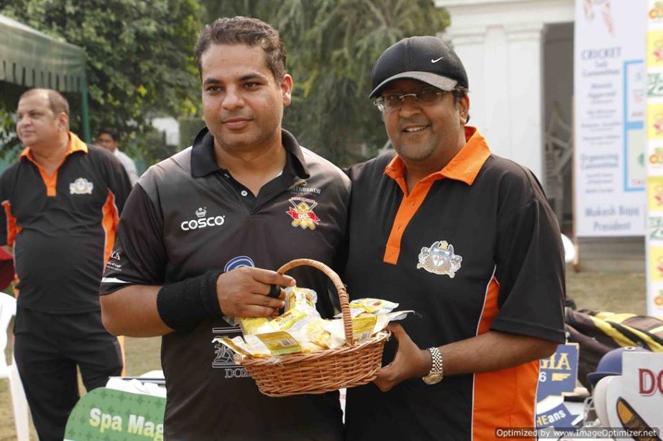 Semi-Final 1 - Doxa Knights vs Doxa Brats<br>
1st Innings -> Doxa Brats -  142/8 in 20.0 overs<br>
2nd Innings -> Doxa Knights - 147/6 in 20.0 overs<br>
<br>
The match started with Doxa Brats' batting innings first. They were able to reach a respectable total of 142 runs, thanks mainly to Himalya Chauhan's innings of 36. In the Knights' innings, Knights had a good start thanks to Ravi Chopra and Varun Kumar, but after a few wickets which included two run-outs, the match was won by Vishal Kapoor for the Knights, who played a blistering innings of 77.<br>
<br>
- Delhi Test House Man of the Match : Vishal Kapoor<br>
- HAVELLS Maximum Sixes : Vishal Kapoor<br>
- Hello Rice Best Fielder : Aradhya Shandilya<br>
- Supa Corn Maximum Wickets : Javed Khan<br>
- Injla Economical Bowler : Chirag Sharma