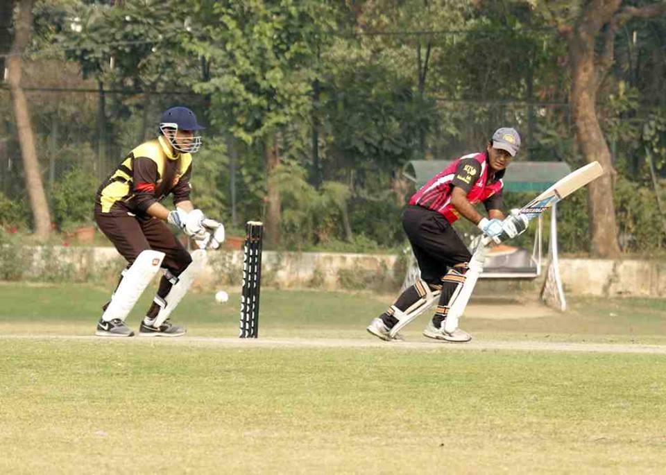 Semi-Final 2 - Doxa Raiders vs Doxa Devils<br>
1st Innings -> Doxa Raiders -  205/4 in 20.0 overs<br>
2nd Innings -> Doxa Devils - 108/10 in 14.4 overs<br>
<br>
Officially the 3rd highest total of the tournament, the Brats scored 205 in the first innings of the 2nd Semi-Final, thanks mainly to Karan Trivedi's exceptionally aggressive innings and Ritesh Gupta's fast paced knock. Both of them got a half-century (Scorecard). The Devils' innings started well,thanks to Prafull Chauhan's quick half-century, but collapsed very quickly thereafter. <br>
<br>
- Delhi Test House Man of the Match : Karan Trivedi<br>
- HAVELLS Maximum Sixes : Karan Trivedi<br>
- Hello Rice Best Fielder : Rachit Dewan<br>
- Supa Corn Maximum Wickets : Rahul Baweja<br>
- Injla Economical Bowler : Manish Agarwal<br>
<br>
With only one match to go, as of after the semi-finals, the top 5 all-rounders in the tournament are lead by players of the Raiders and the Knights. Rahul Baweja (Raiders) and Karan Trivedi (Raiders) lead with 524 and 473 points respectively. <br>
<br>
In the top Batsmen stats, Vishal Kapoor (Knights), Ritesh Gupta (Raiders) and Karan Trivedi (Raiders) are 1-2-3 with 309, 281 and 255 points respectively. <br>
<br>
Whereas in the top bowlers stat, Rahul Baweja (Raiders) leads with 360 points, next is Kapil Manglani (Devils) with 332 and third is Sameer Chaudhry (Raiders) with 287 points. There is a lot to achieve in the individual stats. <br>
<br>
The Final would be held on the 20th of November at the St. Xaviers School. <br>
<br>
The Final - Doxa Knights vs Doxa Raiders<br>
<br>
Wish you a great Sporting Weekend!
