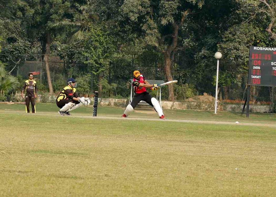 Semi-Final 2 - Doxa Raiders vs Doxa Devils<br>
1st Innings -> Doxa Raiders -  205/4 in 20.0 overs<br>
2nd Innings -> Doxa Devils - 108/10 in 14.4 overs<br>
<br>
Officially the 3rd highest total of the tournament, the Brats scored 205 in the first innings of the 2nd Semi-Final, thanks mainly to Karan Trivedi's exceptionally aggressive innings and Ritesh Gupta's fast paced knock. Both of them got a half-century (Scorecard). The Devils' innings started well,thanks to Prafull Chauhan's quick half-century, but collapsed very quickly thereafter. <br>
<br>
- Delhi Test House Man of the Match : Karan Trivedi<br>
- HAVELLS Maximum Sixes : Karan Trivedi<br>
- Hello Rice Best Fielder : Rachit Dewan<br>
- Supa Corn Maximum Wickets : Rahul Baweja<br>
- Injla Economical Bowler : Manish Agarwal<br>
<br>
With only one match to go, as of after the semi-finals, the top 5 all-rounders in the tournament are lead by players of the Raiders and the Knights. Rahul Baweja (Raiders) and Karan Trivedi (Raiders) lead with 524 and 473 points respectively. <br>
<br>
In the top Batsmen stats, Vishal Kapoor (Knights), Ritesh Gupta (Raiders) and Karan Trivedi (Raiders) are 1-2-3 with 309, 281 and 255 points respectively. <br>
<br>
Whereas in the top bowlers stat, Rahul Baweja (Raiders) leads with 360 points, next is Kapil Manglani (Devils) with 332 and third is Sameer Chaudhry (Raiders) with 287 points. There is a lot to achieve in the individual stats. <br>
<br>
The Final would be held on the 20th of November at the St. Xaviers School. <br>
<br>
The Final - Doxa Knights vs Doxa Raiders<br>
<br>
Wish you a great Sporting Weekend!