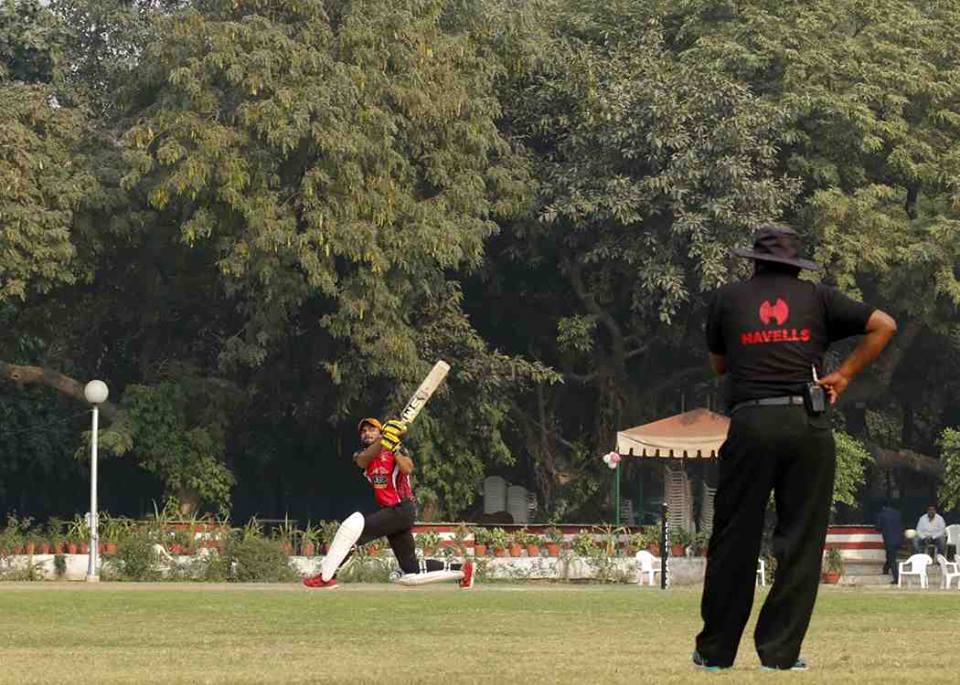 Semi-Final 2 - Doxa Raiders vs Doxa Devils<br>
1st Innings -> Doxa Raiders -  205/4 in 20.0 overs<br>
2nd Innings -> Doxa Devils - 108/10 in 14.4 overs<br>
<br>
Officially the 3rd highest total of the tournament, the Brats scored 205 in the first innings of the 2nd Semi-Final, thanks mainly to Karan Trivedi's exceptionally aggressive innings and Ritesh Gupta's fast paced knock. Both of them got a half-century (Scorecard). The Devils' innings started well,thanks to Prafull Chauhan's quick half-century, but collapsed very quickly thereafter. <br>
<br>
- Delhi Test House Man of the Match : Karan Trivedi<br>
- HAVELLS Maximum Sixes : Karan Trivedi<br>
- Hello Rice Best Fielder : Rachit Dewan<br>
- Supa Corn Maximum Wickets : Rahul Baweja<br>
- Injla Economical Bowler : Manish Agarwal<br>
<br>
With only one match to go, as of after the semi-finals, the top 5 all-rounders in the tournament are lead by players of the Raiders and the Knights. Rahul Baweja (Raiders) and Karan Trivedi (Raiders) lead with 524 and 473 points respectively. <br>
<br>
In the top Batsmen stats, Vishal Kapoor (Knights), Ritesh Gupta (Raiders) and Karan Trivedi (Raiders) are 1-2-3 with 309, 281 and 255 points respectively. <br>
<br>
Whereas in the top bowlers stat, Rahul Baweja (Raiders) leads with 360 points, next is Kapil Manglani (Devils) with 332 and third is Sameer Chaudhry (Raiders) with 287 points. There is a lot to achieve in the individual stats. <br>
<br>
The Final would be held on the 20th of November at the St. Xaviers School. <br>
<br>
The Final - Doxa Knights vs Doxa Raiders<br>
<br>
Wish you a great Sporting Weekend!
