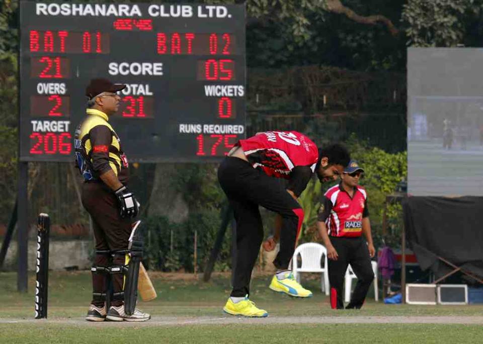 Semi-Final 2 - Doxa Raiders vs Doxa Devils<br>
1st Innings -> Doxa Raiders -  205/4 in 20.0 overs<br>
2nd Innings -> Doxa Devils - 108/10 in 14.4 overs<br>
<br>
Officially the 3rd highest total of the tournament, the Brats scored 205 in the first innings of the 2nd Semi-Final, thanks mainly to Karan Trivedi's exceptionally aggressive innings and Ritesh Gupta's fast paced knock. Both of them got a half-century (Scorecard). The Devils' innings started well,thanks to Prafull Chauhan's quick half-century, but collapsed very quickly thereafter. <br>
<br>
- Delhi Test House Man of the Match : Karan Trivedi<br>
- HAVELLS Maximum Sixes : Karan Trivedi<br>
- Hello Rice Best Fielder : Rachit Dewan<br>
- Supa Corn Maximum Wickets : Rahul Baweja<br>
- Injla Economical Bowler : Manish Agarwal<br>
<br>
With only one match to go, as of after the semi-finals, the top 5 all-rounders in the tournament are lead by players of the Raiders and the Knights. Rahul Baweja (Raiders) and Karan Trivedi (Raiders) lead with 524 and 473 points respectively. <br>
<br>
In the top Batsmen stats, Vishal Kapoor (Knights), Ritesh Gupta (Raiders) and Karan Trivedi (Raiders) are 1-2-3 with 309, 281 and 255 points respectively. <br>
<br>
Whereas in the top bowlers stat, Rahul Baweja (Raiders) leads with 360 points, next is Kapil Manglani (Devils) with 332 and third is Sameer Chaudhry (Raiders) with 287 points. There is a lot to achieve in the individual stats. <br>
<br>
The Final would be held on the 20th of November at the St. Xaviers School. <br>
<br>
The Final - Doxa Knights vs Doxa Raiders<br>
<br>
Wish you a great Sporting Weekend!