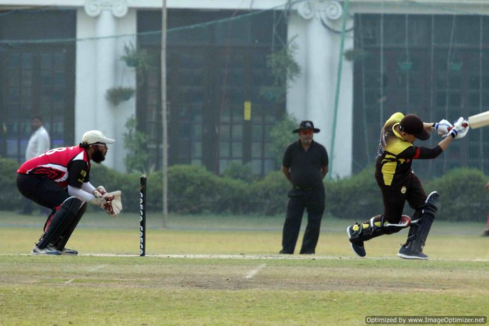 Semi-Final 2 - Doxa Raiders vs Doxa Devils<br>
1st Innings -> Doxa Raiders -  205/4 in 20.0 overs<br>
2nd Innings -> Doxa Devils - 108/10 in 14.4 overs<br>
<br>
Officially the 3rd highest total of the tournament, the Brats scored 205 in the first innings of the 2nd Semi-Final, thanks mainly to Karan Trivedi's exceptionally aggressive innings and Ritesh Gupta's fast paced knock. Both of them got a half-century (Scorecard). The Devils' innings started well,thanks to Prafull Chauhan's quick half-century, but collapsed very quickly thereafter. <br>
<br>
- Delhi Test House Man of the Match : Karan Trivedi<br>
- HAVELLS Maximum Sixes : Karan Trivedi<br>
- Hello Rice Best Fielder : Rachit Dewan<br>
- Supa Corn Maximum Wickets : Rahul Baweja<br>
- Injla Economical Bowler : Manish Agarwal<br>
<br>
With only one match to go, as of after the semi-finals, the top 5 all-rounders in the tournament are lead by players of the Raiders and the Knights. Rahul Baweja (Raiders) and Karan Trivedi (Raiders) lead with 524 and 473 points respectively. <br>
<br>
In the top Batsmen stats, Vishal Kapoor (Knights), Ritesh Gupta (Raiders) and Karan Trivedi (Raiders) are 1-2-3 with 309, 281 and 255 points respectively. <br>
<br>
Whereas in the top bowlers stat, Rahul Baweja (Raiders) leads with 360 points, next is Kapil Manglani (Devils) with 332 and third is Sameer Chaudhry (Raiders) with 287 points. There is a lot to achieve in the individual stats. <br>
<br>
The Final would be held on the 20th of November at the St. Xaviers School. <br>
<br>
The Final - Doxa Knights vs Doxa Raiders<br>
<br>
Wish you a great Sporting Weekend!