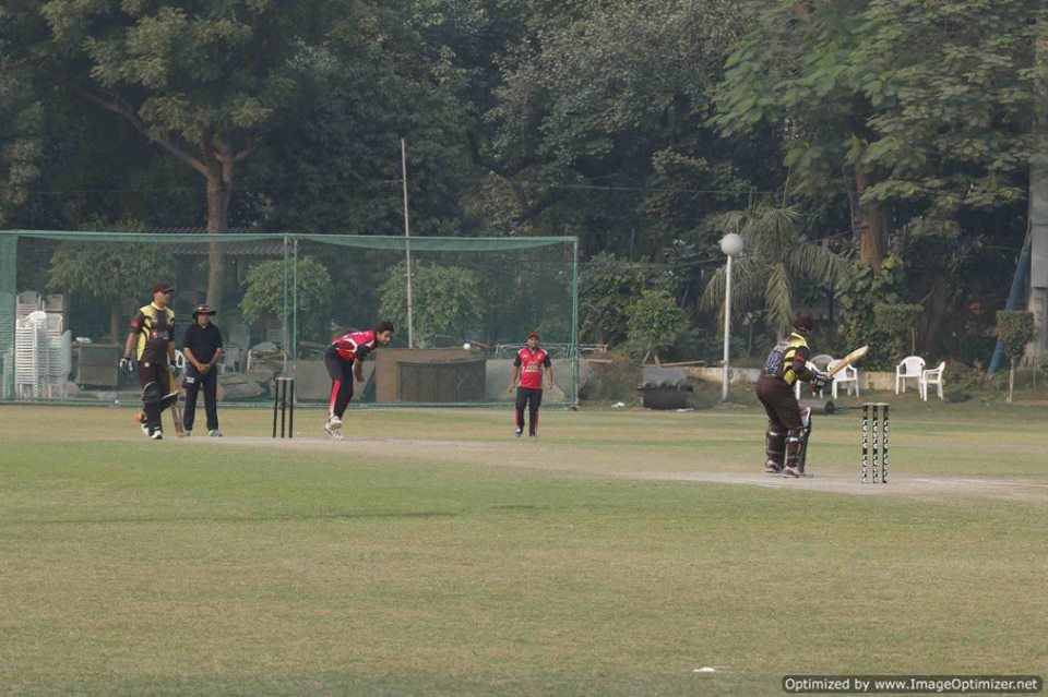 Semi-Final 2 - Doxa Raiders vs Doxa Devils<br>
1st Innings -> Doxa Raiders -  205/4 in 20.0 overs<br>
2nd Innings -> Doxa Devils - 108/10 in 14.4 overs<br>
<br>
Officially the 3rd highest total of the tournament, the Brats scored 205 in the first innings of the 2nd Semi-Final, thanks mainly to Karan Trivedi's exceptionally aggressive innings and Ritesh Gupta's fast paced knock. Both of them got a half-century (Scorecard). The Devils' innings started well,thanks to Prafull Chauhan's quick half-century, but collapsed very quickly thereafter. <br>
<br>
- Delhi Test House Man of the Match : Karan Trivedi<br>
- HAVELLS Maximum Sixes : Karan Trivedi<br>
- Hello Rice Best Fielder : Rachit Dewan<br>
- Supa Corn Maximum Wickets : Rahul Baweja<br>
- Injla Economical Bowler : Manish Agarwal<br>
<br>
With only one match to go, as of after the semi-finals, the top 5 all-rounders in the tournament are lead by players of the Raiders and the Knights. Rahul Baweja (Raiders) and Karan Trivedi (Raiders) lead with 524 and 473 points respectively. <br>
<br>
In the top Batsmen stats, Vishal Kapoor (Knights), Ritesh Gupta (Raiders) and Karan Trivedi (Raiders) are 1-2-3 with 309, 281 and 255 points respectively. <br>
<br>
Whereas in the top bowlers stat, Rahul Baweja (Raiders) leads with 360 points, next is Kapil Manglani (Devils) with 332 and third is Sameer Chaudhry (Raiders) with 287 points. There is a lot to achieve in the individual stats. <br>
<br>
The Final would be held on the 20th of November at the St. Xaviers School. <br>
<br>
The Final - Doxa Knights vs Doxa Raiders<br>
<br>
Wish you a great Sporting Weekend!