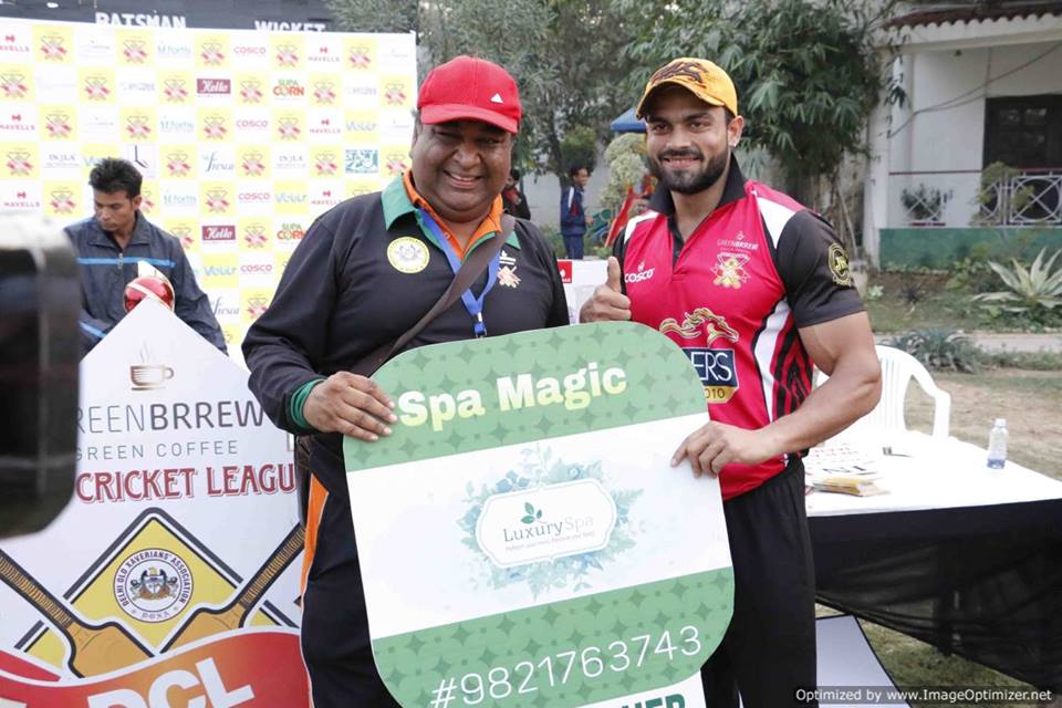Semi-Final 2 - Doxa Raiders vs Doxa Devils<br>
1st Innings -> Doxa Raiders -  205/4 in 20.0 overs<br>
2nd Innings -> Doxa Devils - 108/10 in 14.4 overs<br>
<br>
Officially the 3rd highest total of the tournament, the Brats scored 205 in the first innings of the 2nd Semi-Final, thanks mainly to Karan Trivedi's exceptionally aggressive innings and Ritesh Gupta's fast paced knock. Both of them got a half-century (Scorecard). The Devils' innings started well,thanks to Prafull Chauhan's quick half-century, but collapsed very quickly thereafter. <br>
<br>
- Delhi Test House Man of the Match : Karan Trivedi<br>
- HAVELLS Maximum Sixes : Karan Trivedi<br>
- Hello Rice Best Fielder : Rachit Dewan<br>
- Supa Corn Maximum Wickets : Rahul Baweja<br>
- Injla Economical Bowler : Manish Agarwal<br>
<br>
With only one match to go, as of after the semi-finals, the top 5 all-rounders in the tournament are lead by players of the Raiders and the Knights. Rahul Baweja (Raiders) and Karan Trivedi (Raiders) lead with 524 and 473 points respectively. <br>
<br>
In the top Batsmen stats, Vishal Kapoor (Knights), Ritesh Gupta (Raiders) and Karan Trivedi (Raiders) are 1-2-3 with 309, 281 and 255 points respectively. <br>
<br>
Whereas in the top bowlers stat, Rahul Baweja (Raiders) leads with 360 points, next is Kapil Manglani (Devils) with 332 and third is Sameer Chaudhry (Raiders) with 287 points. There is a lot to achieve in the individual stats. <br>
<br>
The Final would be held on the 20th of November at the St. Xaviers School. <br>
<br>
The Final - Doxa Knights vs Doxa Raiders<br>
<br>
Wish you a great Sporting Weekend!
