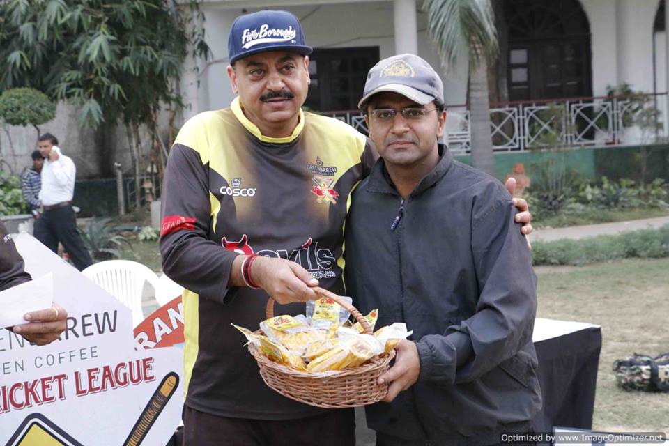 Semi-Final 2 - Doxa Raiders vs Doxa Devils<br>
1st Innings -> Doxa Raiders -  205/4 in 20.0 overs<br>
2nd Innings -> Doxa Devils - 108/10 in 14.4 overs<br>
<br>
Officially the 3rd highest total of the tournament, the Brats scored 205 in the first innings of the 2nd Semi-Final, thanks mainly to Karan Trivedi's exceptionally aggressive innings and Ritesh Gupta's fast paced knock. Both of them got a half-century (Scorecard). The Devils' innings started well,thanks to Prafull Chauhan's quick half-century, but collapsed very quickly thereafter. <br>
<br>
- Delhi Test House Man of the Match : Karan Trivedi<br>
- HAVELLS Maximum Sixes : Karan Trivedi<br>
- Hello Rice Best Fielder : Rachit Dewan<br>
- Supa Corn Maximum Wickets : Rahul Baweja<br>
- Injla Economical Bowler : Manish Agarwal<br>
<br>
With only one match to go, as of after the semi-finals, the top 5 all-rounders in the tournament are lead by players of the Raiders and the Knights. Rahul Baweja (Raiders) and Karan Trivedi (Raiders) lead with 524 and 473 points respectively. <br>
<br>
In the top Batsmen stats, Vishal Kapoor (Knights), Ritesh Gupta (Raiders) and Karan Trivedi (Raiders) are 1-2-3 with 309, 281 and 255 points respectively. <br>
<br>
Whereas in the top bowlers stat, Rahul Baweja (Raiders) leads with 360 points, next is Kapil Manglani (Devils) with 332 and third is Sameer Chaudhry (Raiders) with 287 points. There is a lot to achieve in the individual stats. <br>
<br>
The Final would be held on the 20th of November at the St. Xaviers School. <br>
<br>
The Final - Doxa Knights vs Doxa Raiders<br>
<br>
Wish you a great Sporting Weekend!