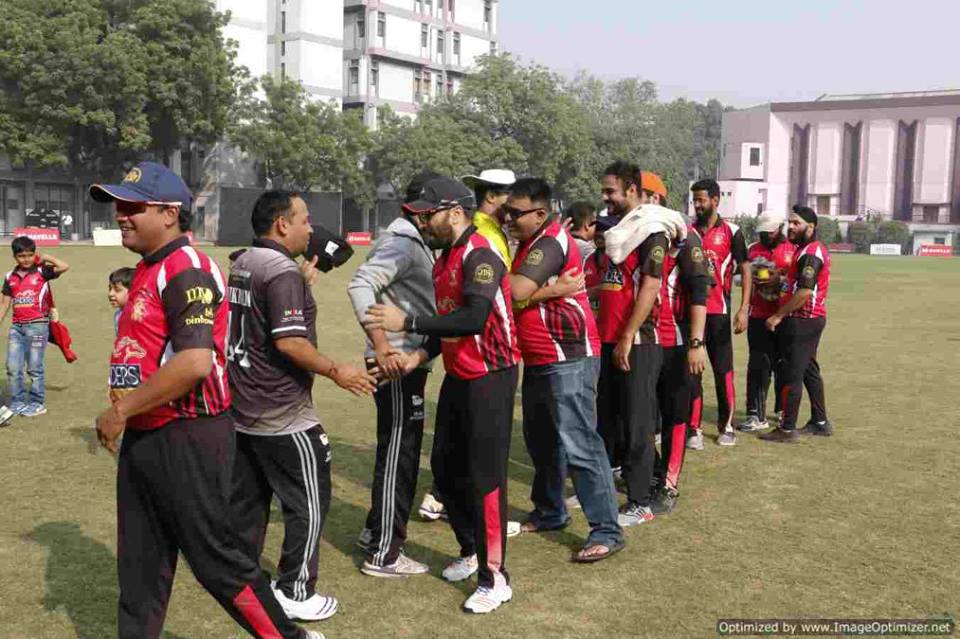 Final - Doxa Knights vs Doxa Raiders<br>
1st Innings -> Doxa Knights -  110/10 in 19.2 overs<br>
2nd Innings -> Doxa Raiders - 130/10 in 19.5 overs<br>
<br>
The Raiders batted first. They had a relatively decent start of the innings, with both their openers Mandeep Singh Rekhi and Ritesh Gupta scoring the 3rd highest and the highest runs in the innings respectively. For the Knights, Ash Gupta and Ajay Kumar both took 3 wickets.<br>
<br>
In the Knights' innings, Ash Gupta started the innings very well and put 44 runs on the board, but he was not supported by anyone on the other end. Prashant Vijay Kumar tried to resurrect the innings but his innings was short lived. In the end they were bowled out 20 runs short of the target. For the Raiders, Sameer Chaudhry took 4 wickets and Shourya Gopal took 3 wickets to help them lift the title.<br>
<br>
- Delhi Test House Man of the Match : Anshuman Gupta (Ash Gupta)<br>
- HAVELLS Maximum Sixes : Karan Trivedi<br>
- Hello Rice Best Fielder : Tarundeep Singh Kohli and Shourya Gopal<br>
- Supa Corn Maximum Wickets : Sameer Chaudhry<br>
- Injla Economical Bowler : Ajay Kumar<br>
<br>
With an astounding performance in the final, Ash Gupta took the top spot in the Top All-round performers with a total of 593 points (333 batting points, 190 Bowling Points and 70 Fielding Points).<br>
<br>
In the top Batsmen stats too, Ash Gupta took over as the best batsman in the tournament with 172 runs in tournament and highest number of 4's with 24. <br>
<br>
In the top bowlers stat, with a brilliant performance in the final, Sameer Chaudhry took over as the best bowler of the tournament. By the end, he had 12 wickets to his name with an economy of 5.08.<br>
<br>
This is it folks. We hope to serve you again in the future. Till then, keep bragging about your statistics among your friends and family.