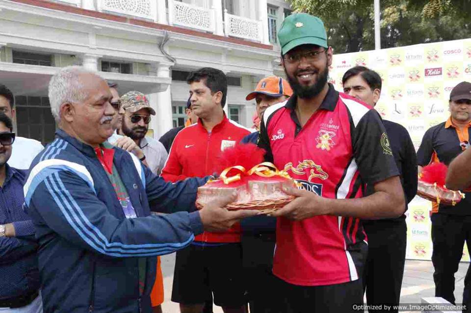 Final - Doxa Knights vs Doxa Raiders<br>
1st Innings -> Doxa Knights -  110/10 in 19.2 overs<br>
2nd Innings -> Doxa Raiders - 130/10 in 19.5 overs<br>
<br>
The Raiders batted first. They had a relatively decent start of the innings, with both their openers Mandeep Singh Rekhi and Ritesh Gupta scoring the 3rd highest and the highest runs in the innings respectively. For the Knights, Ash Gupta and Ajay Kumar both took 3 wickets.<br>
<br>
In the Knights' innings, Ash Gupta started the innings very well and put 44 runs on the board, but he was not supported by anyone on the other end. Prashant Vijay Kumar tried to resurrect the innings but his innings was short lived. In the end they were bowled out 20 runs short of the target. For the Raiders, Sameer Chaudhry took 4 wickets and Shourya Gopal took 3 wickets to help them lift the title.<br>
<br>
- Delhi Test House Man of the Match : Anshuman Gupta (Ash Gupta)<br>
- HAVELLS Maximum Sixes : Karan Trivedi<br>
- Hello Rice Best Fielder : Tarundeep Singh Kohli and Shourya Gopal<br>
- Supa Corn Maximum Wickets : Sameer Chaudhry<br>
- Injla Economical Bowler : Ajay Kumar<br>
<br>
With an astounding performance in the final, Ash Gupta took the top spot in the Top All-round performers with a total of 593 points (333 batting points, 190 Bowling Points and 70 Fielding Points).<br>
<br>
In the top Batsmen stats too, Ash Gupta took over as the best batsman in the tournament with 172 runs in tournament and highest number of 4's with 24. <br>
<br>
In the top bowlers stat, with a brilliant performance in the final, Sameer Chaudhry took over as the best bowler of the tournament. By the end, he had 12 wickets to his name with an economy of 5.08.<br>
<br>
This is it folks. We hope to serve you again in the future. Till then, keep bragging about your statistics among your friends and family.