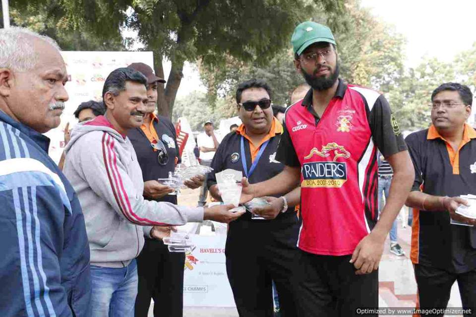 Final - Doxa Knights vs Doxa Raiders<br>
1st Innings -> Doxa Knights -  110/10 in 19.2 overs<br>
2nd Innings -> Doxa Raiders - 130/10 in 19.5 overs<br>
<br>
The Raiders batted first. They had a relatively decent start of the innings, with both their openers Mandeep Singh Rekhi and Ritesh Gupta scoring the 3rd highest and the highest runs in the innings respectively. For the Knights, Ash Gupta and Ajay Kumar both took 3 wickets.<br>
<br>
In the Knights' innings, Ash Gupta started the innings very well and put 44 runs on the board, but he was not supported by anyone on the other end. Prashant Vijay Kumar tried to resurrect the innings but his innings was short lived. In the end they were bowled out 20 runs short of the target. For the Raiders, Sameer Chaudhry took 4 wickets and Shourya Gopal took 3 wickets to help them lift the title.<br>
<br>
- Delhi Test House Man of the Match : Anshuman Gupta (Ash Gupta)<br>
- HAVELLS Maximum Sixes : Karan Trivedi<br>
- Hello Rice Best Fielder : Tarundeep Singh Kohli and Shourya Gopal<br>
- Supa Corn Maximum Wickets : Sameer Chaudhry<br>
- Injla Economical Bowler : Ajay Kumar<br>
<br>
With an astounding performance in the final, Ash Gupta took the top spot in the Top All-round performers with a total of 593 points (333 batting points, 190 Bowling Points and 70 Fielding Points).<br>
<br>
In the top Batsmen stats too, Ash Gupta took over as the best batsman in the tournament with 172 runs in tournament and highest number of 4's with 24. <br>
<br>
In the top bowlers stat, with a brilliant performance in the final, Sameer Chaudhry took over as the best bowler of the tournament. By the end, he had 12 wickets to his name with an economy of 5.08.<br>
<br>
This is it folks. We hope to serve you again in the future. Till then, keep bragging about your statistics among your friends and family.